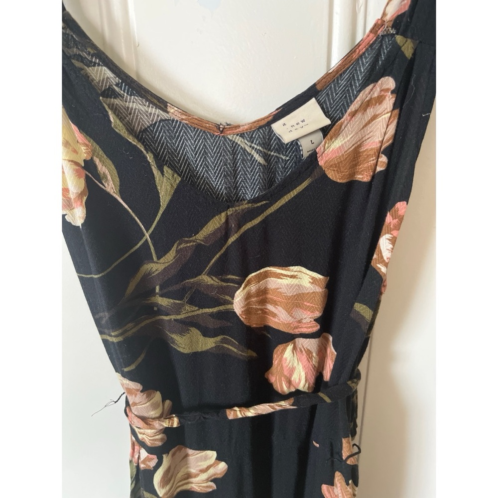 A New Day Large Sleeveless Black w/ Mauve Pink & Gold Floral Belted Mini Dress. - Picture 11 of 11